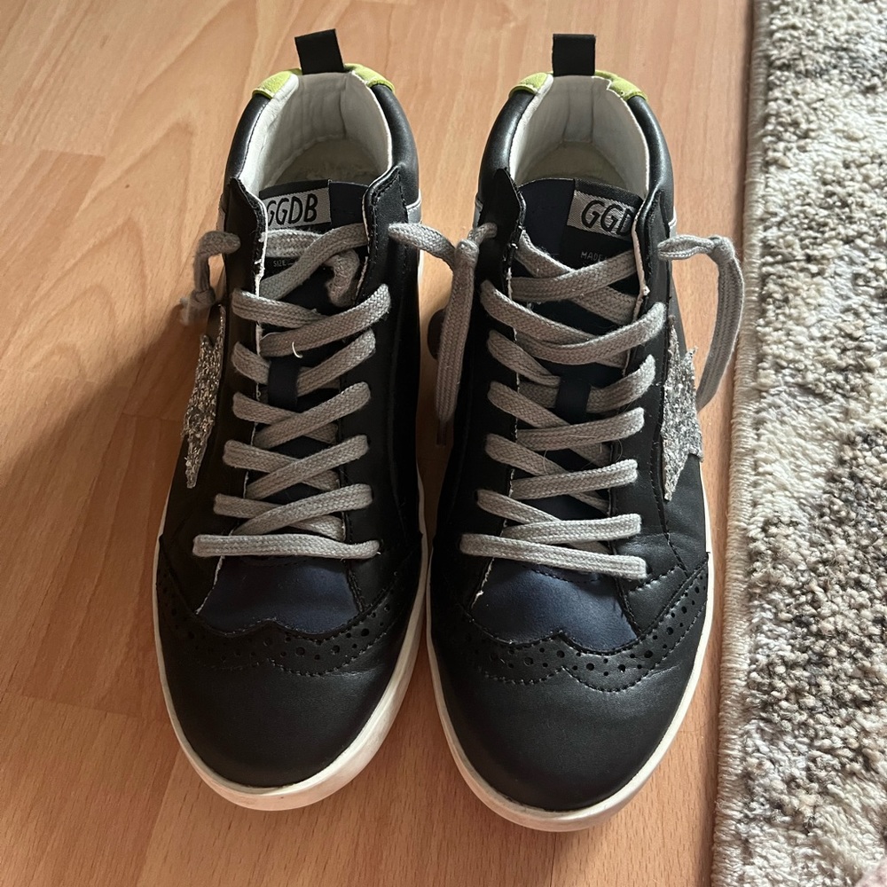 Rare Golden Goose Mid Star sneakers